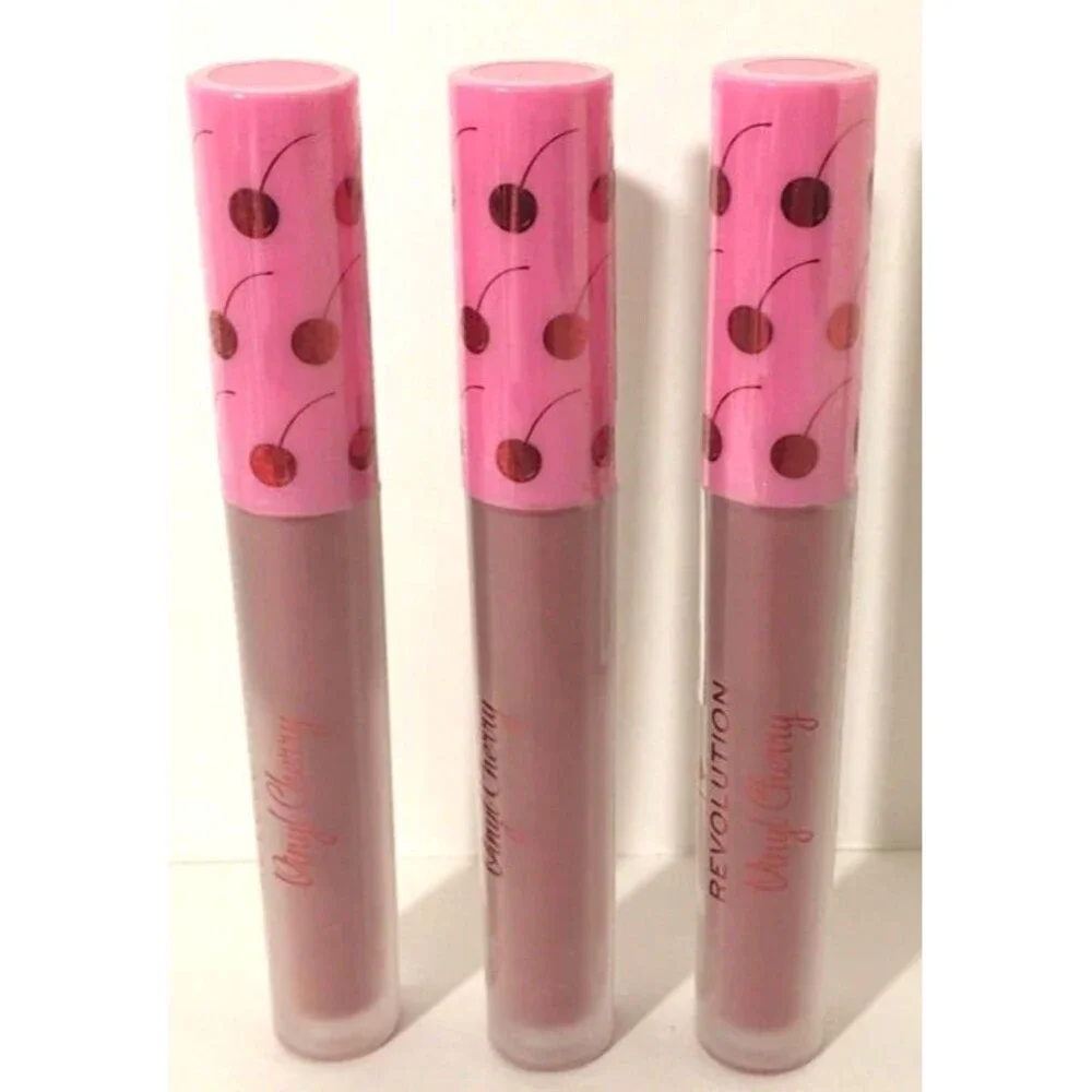 I Heart Revolution Vinyl Cherry Liquid Lipstick 